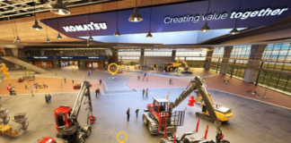 Um século de história comemorado com showroom interativo