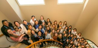 ALMA finaliza sexto ciclo com formatura e lançamento de livro